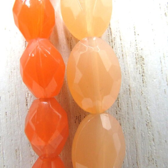 Vintage Necklace 16" Double Strand Plastic Faceted Two Tone Orange Beads - Picture 4 of 12